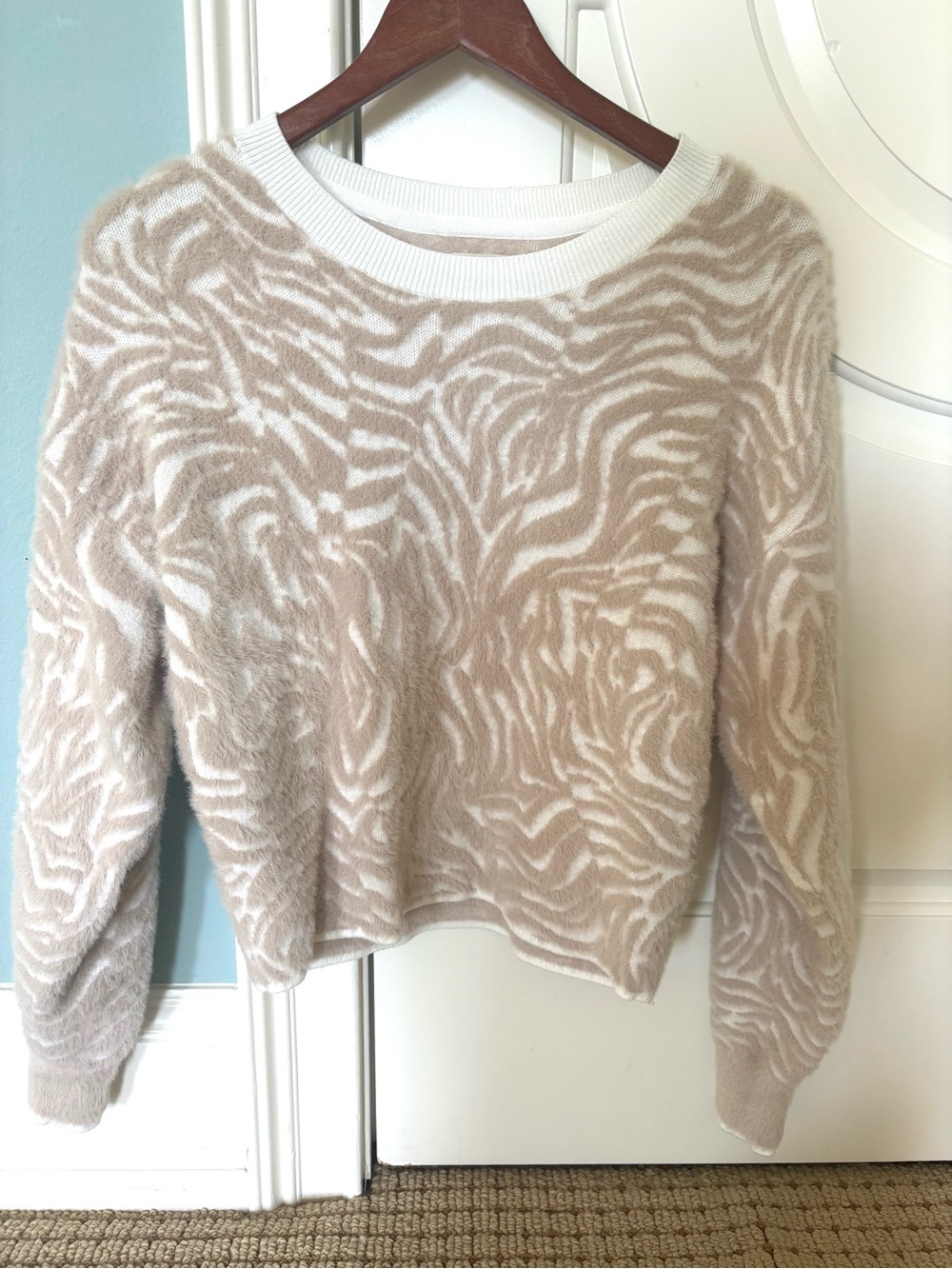 Anthropologie Pilcro Sweater Size Medium